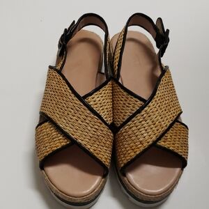 ⬇️ Schutz Sandals Size 8B